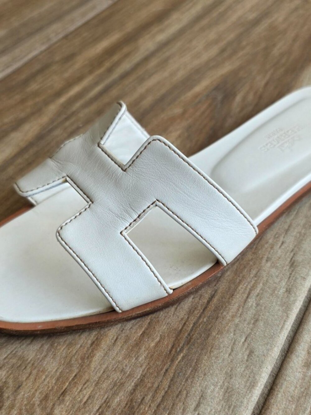 Hermes Oran White Leather Sandals Eur. 36.5 - Picture 6 of 16